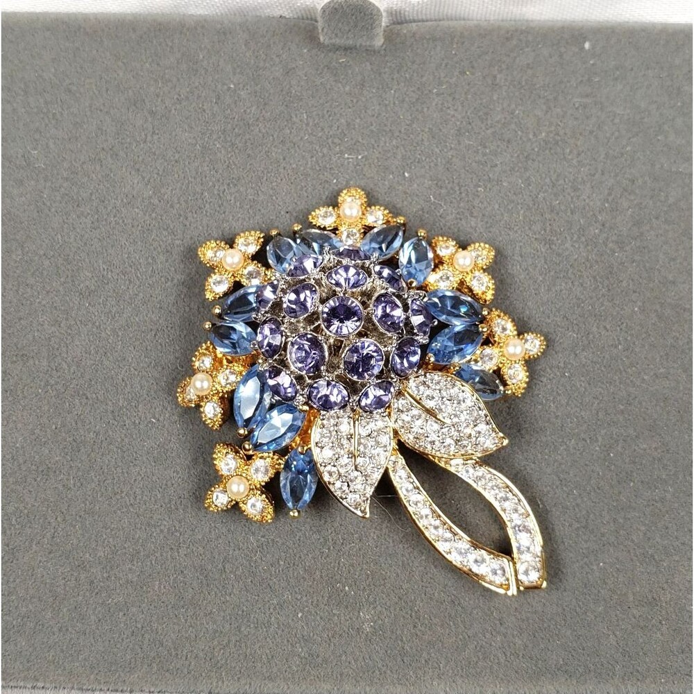 The Nolan Miller Flower Bouquet Rhinestone Amethyst Blue Topaz Brooch w/Box